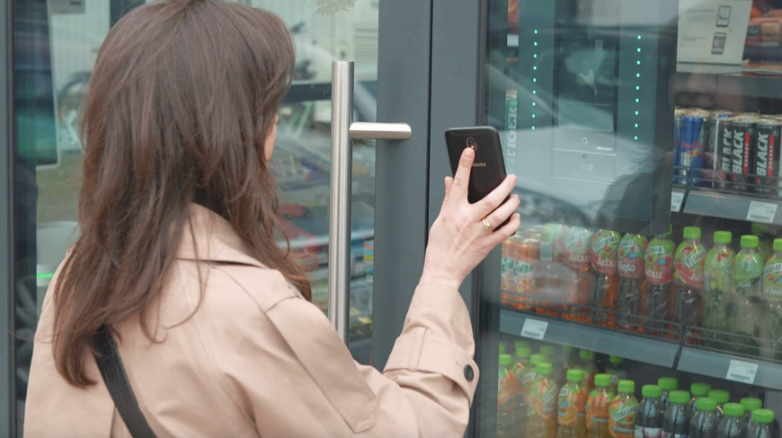 TECH AT THE TILL: INSIDE POLAND’S SEMI-AUTONOMOUS STORE